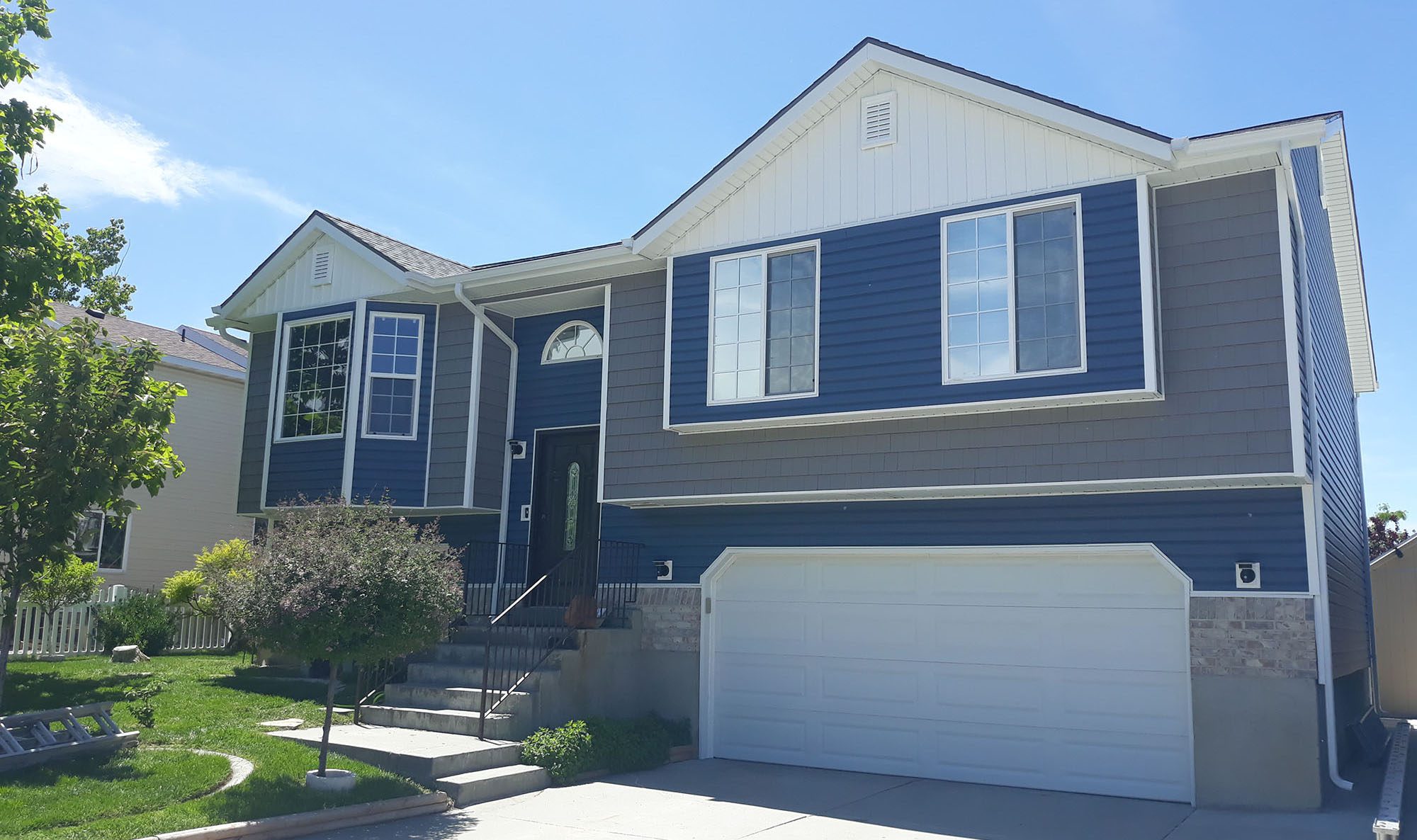 close up image of a home with new siding