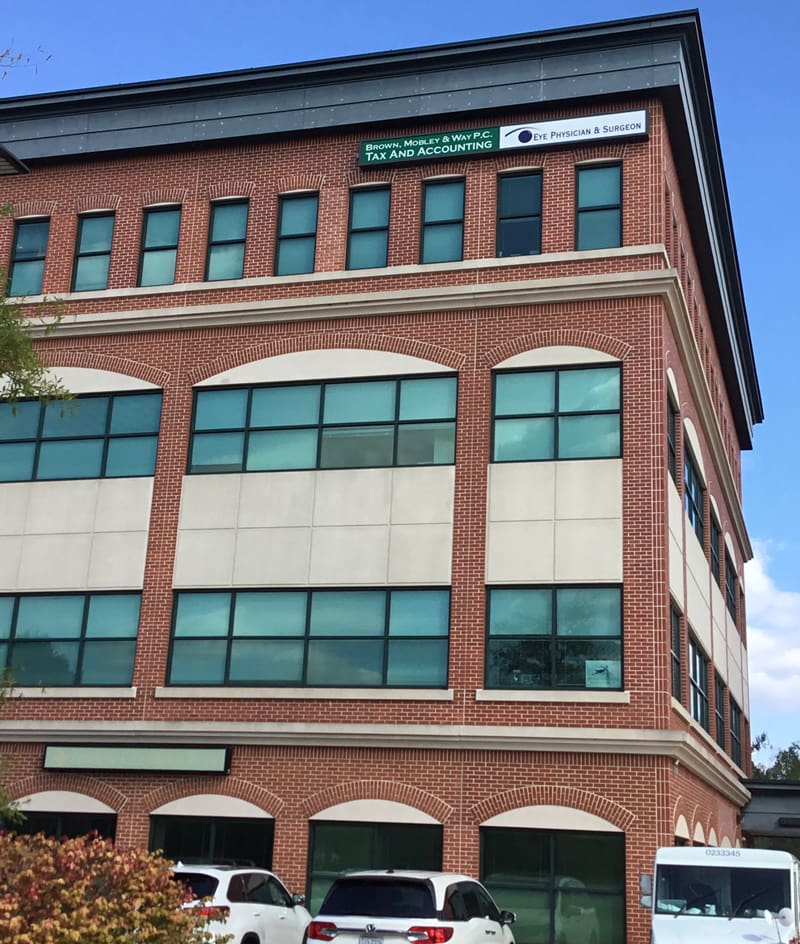building Building Brown Mobley & Way are located in